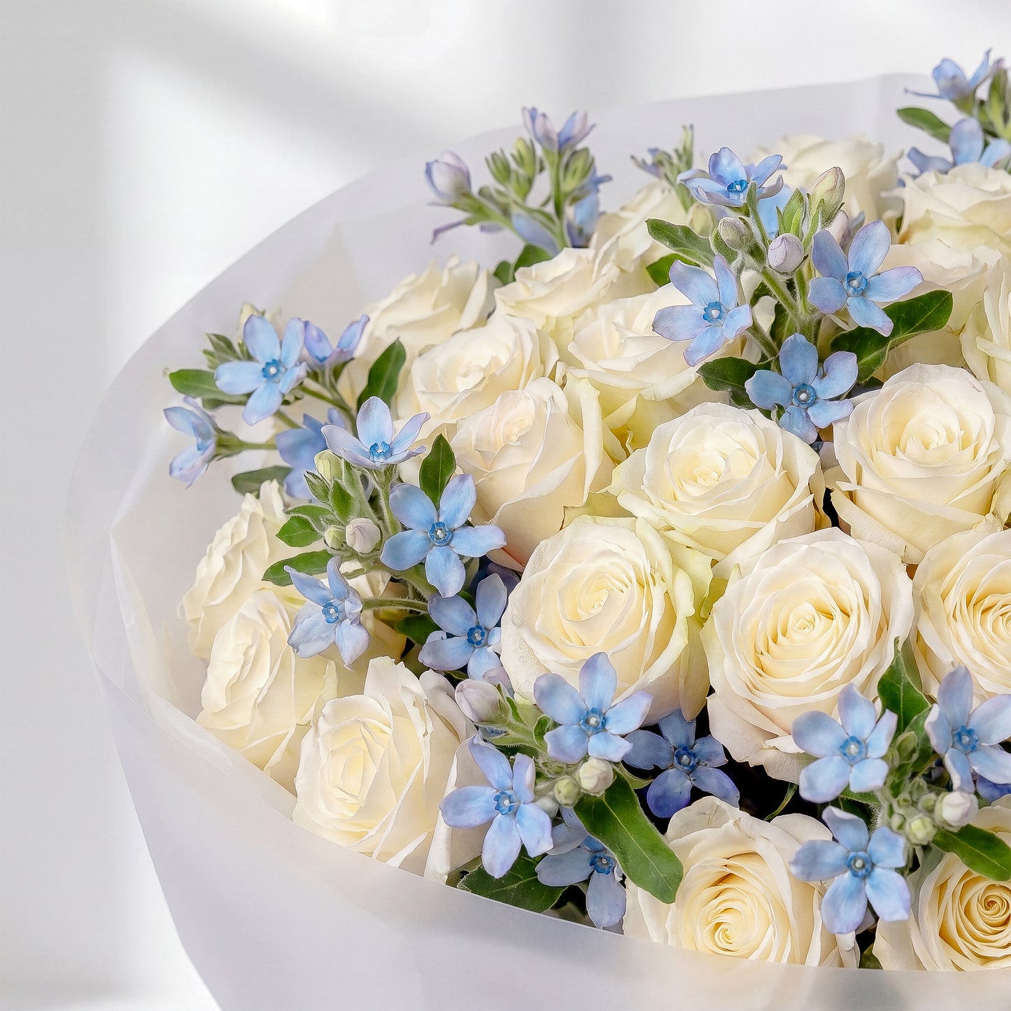 The Azure & Cream Elegance Bouquet