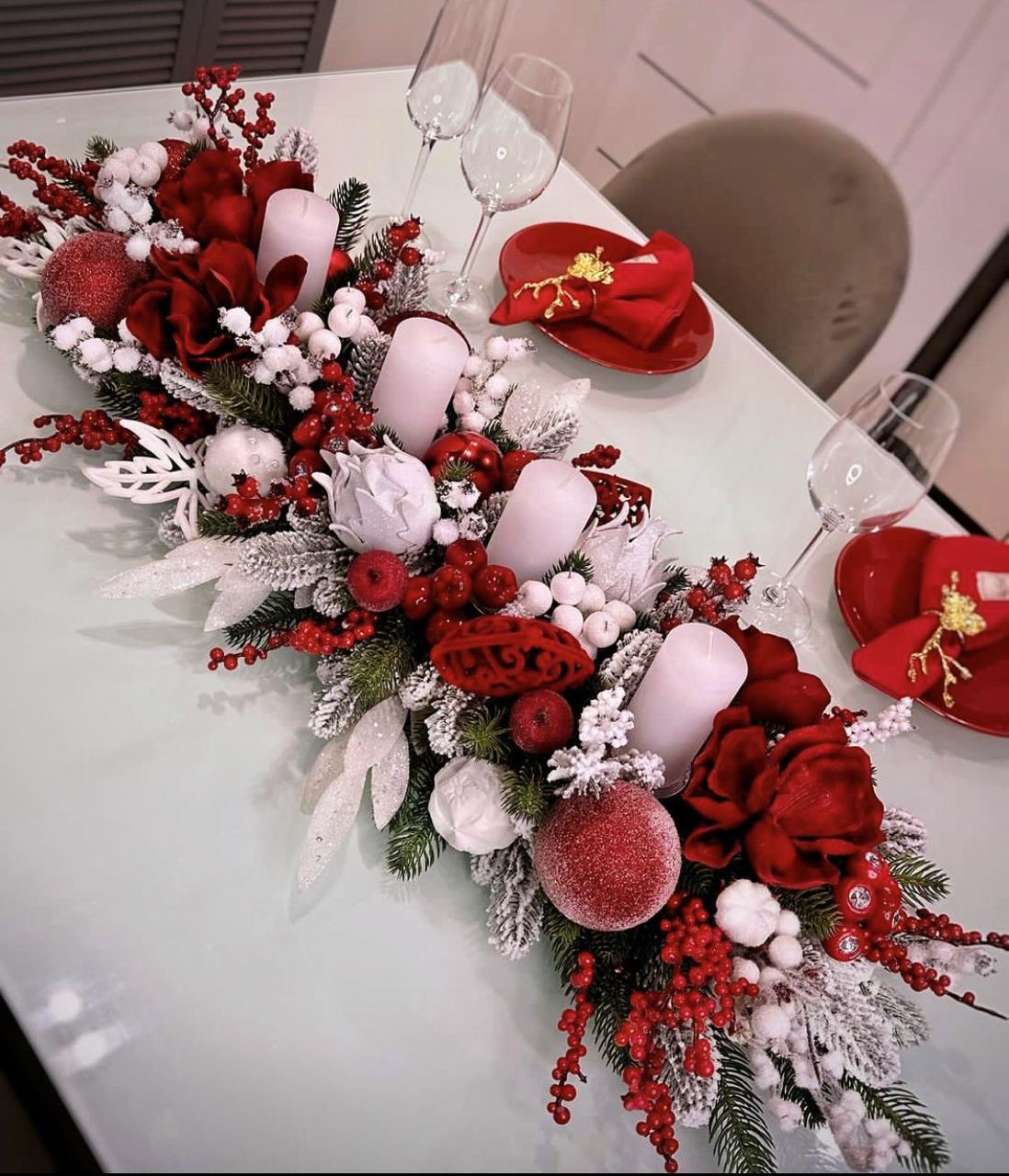 Festive Red & White Winter Berry Christmas Centerpiece