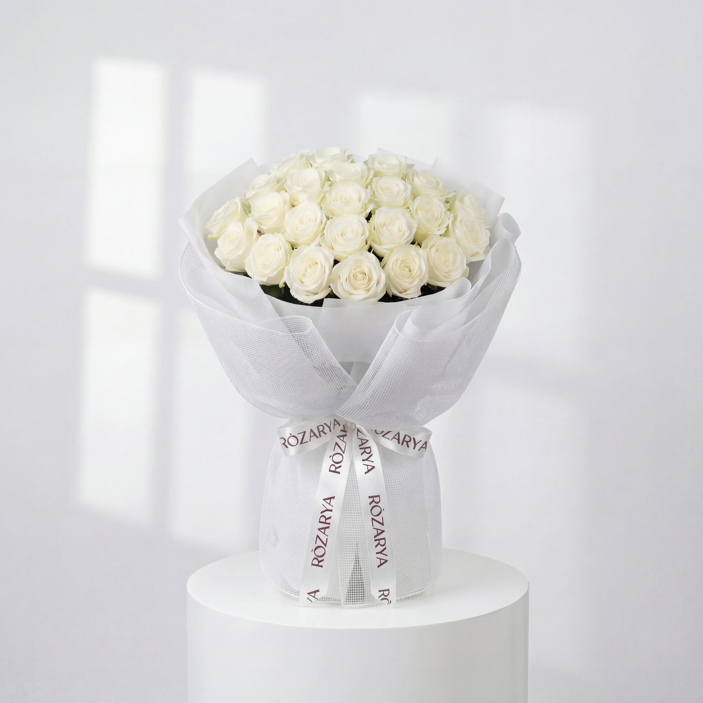 The Pearl Elegance Grandeur Bouquet