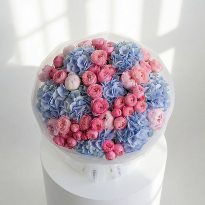 The Cotton Candy Dream: Blue & Pink Rose Bouquet