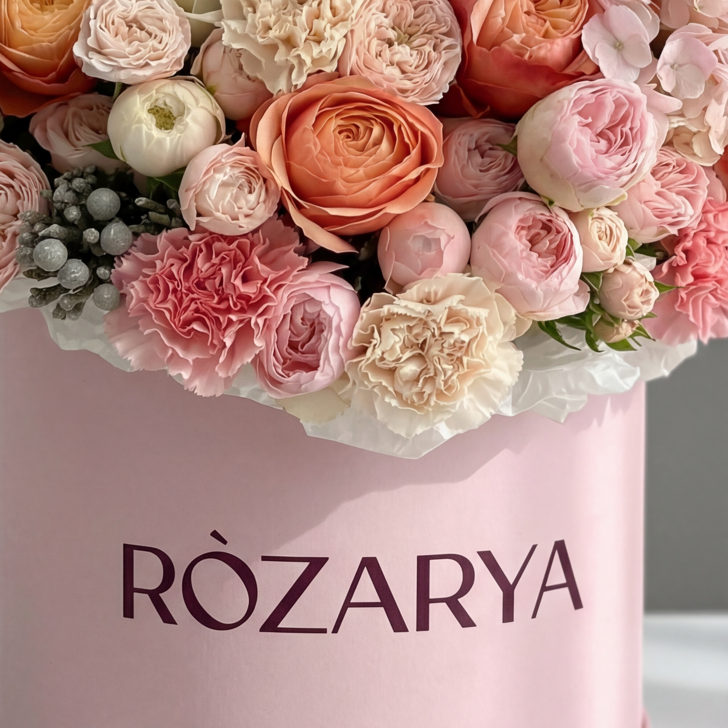 Blush Garden Grande — Luxury Bloom Box