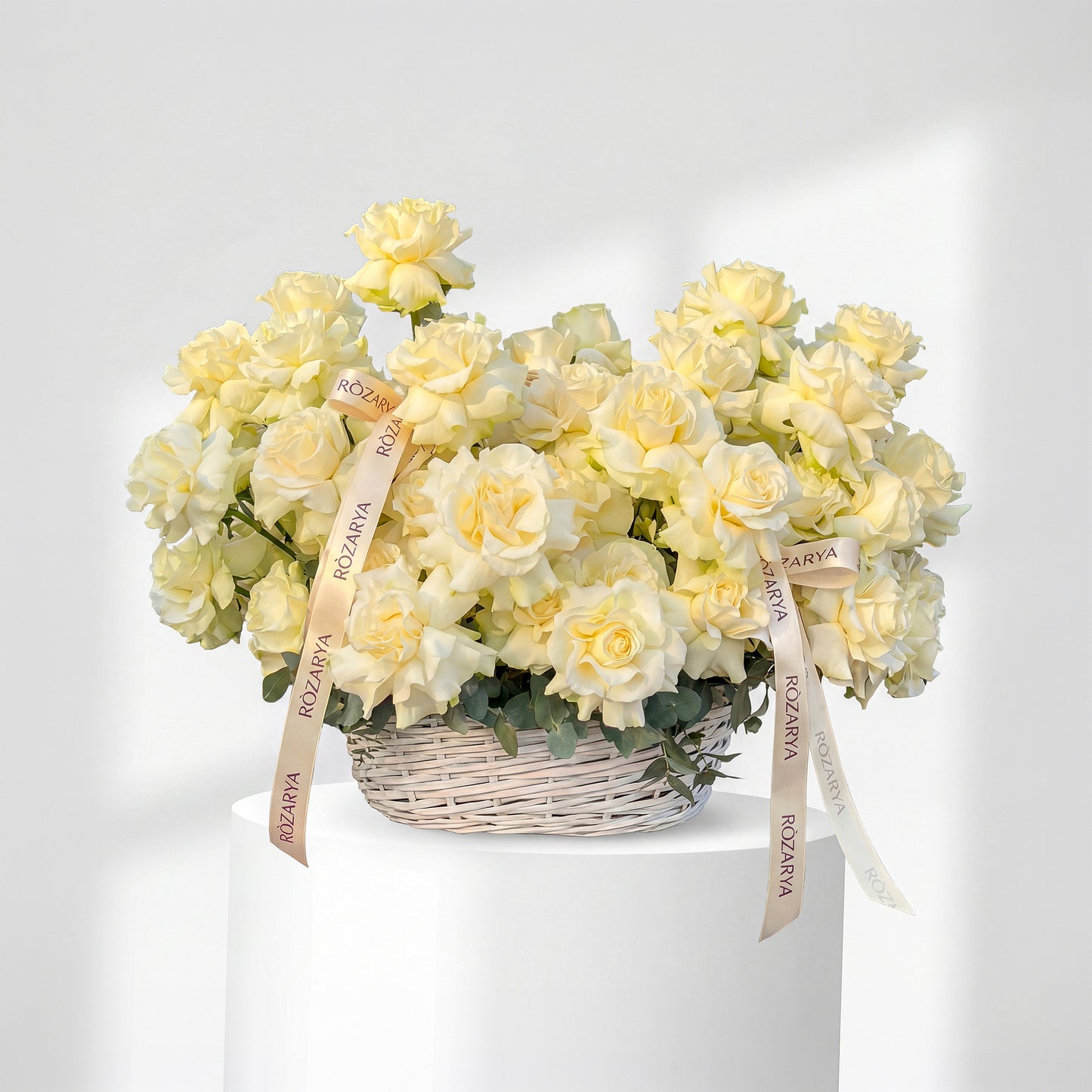 Ivory Rose Haven Basket
