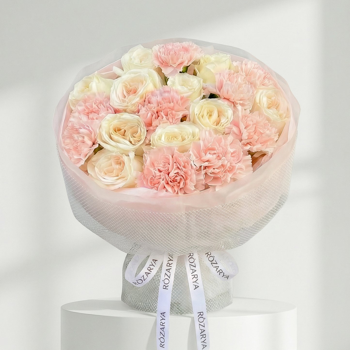 The Pastel Perfection: Peach & Cream Mixed Bouquet